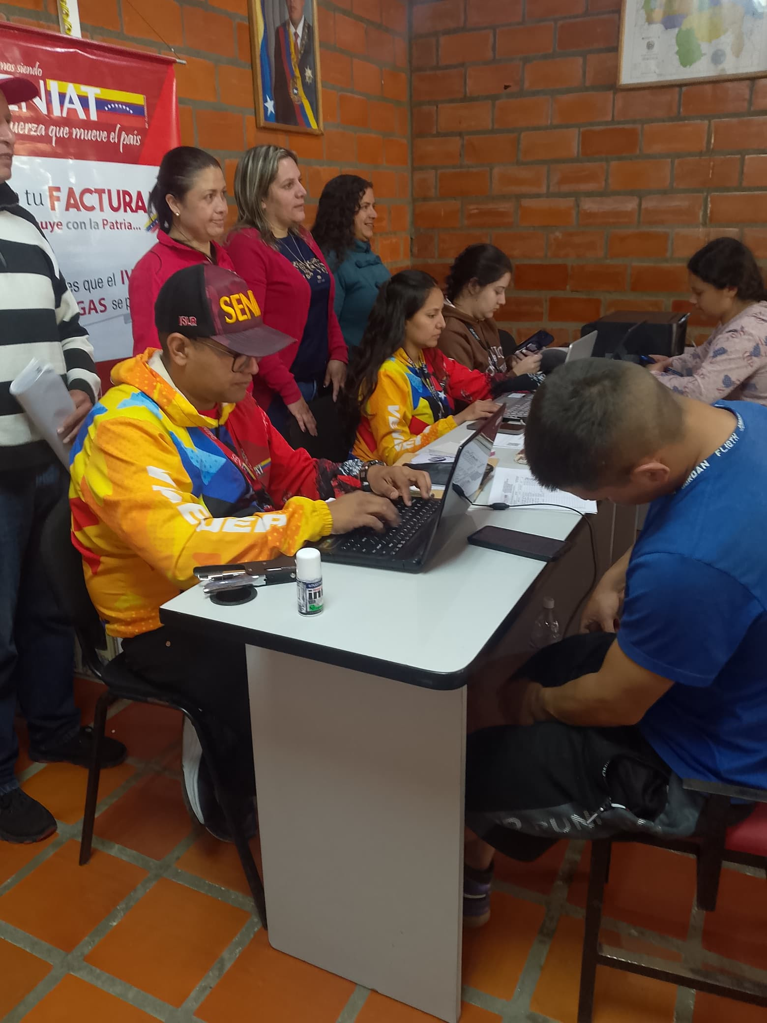 Diario Frontera, Frontera Digital,  Páramo, ,Durante la jornada, se realizaron inscripciones y actualizaciones en el Registro de Información Fiscal (RIF), recuperación de usuarios y claves, así como una charla informativa sobre el deber de facturar y exigir la factura, en cumplimiento de las disposiciones legales vigentes,SENIAT atendió a más de 70 contribuyentes en operativo de RIF 
y orientación tributaria en Pueblo Llano