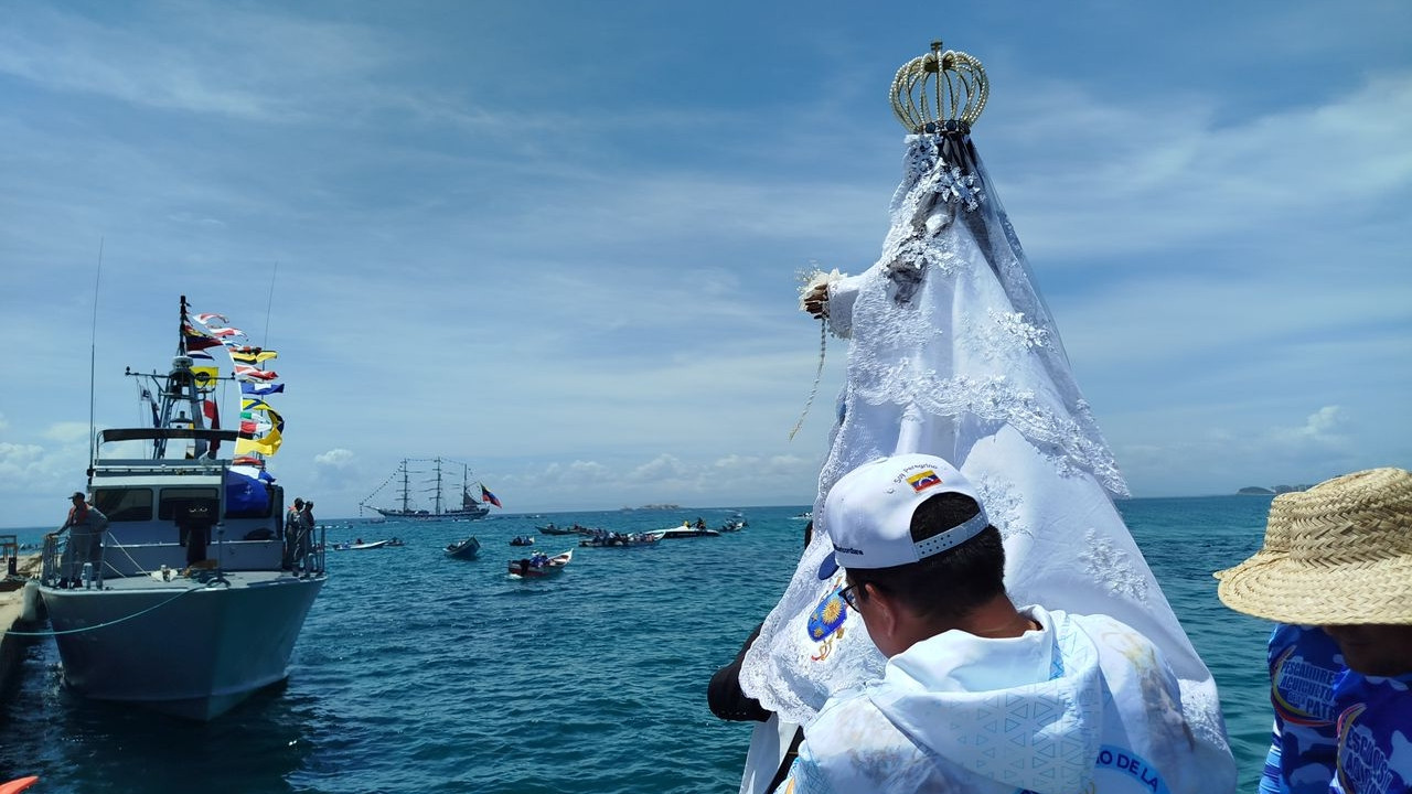 Diario Frontera, Frontera Digital,  Nacionales, ,Armada organizó primera procesión marítima de la Virgen del Valle