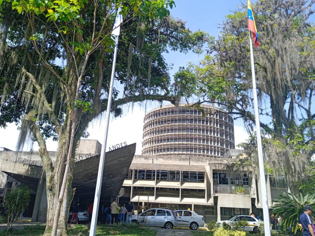 Diario Frontera, Frontera Digital,  Salud, Regionales, ,El testimonio también refleja la falta de respuestas de las autoridades de salud. Según lo narrado, en visitas a Corposalud se les informó que ya no se entregaría insulina en esa institución y que debían recurrir al Iahula, donde tampoco se garantiza la disponibilidad del tratamiento,Pacientes diabéticos denuncian suspensión en la entrega de insulina 
en el Hospital Universitario de los Andes