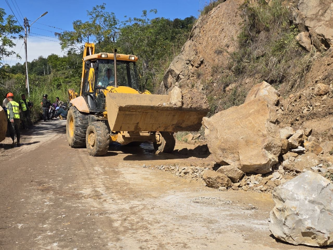 Diario Frontera, Frontera Digital,  Regionales, ,Alcaldía de Mérida recuperó acceso en sector El Peñón tras deslizamientos