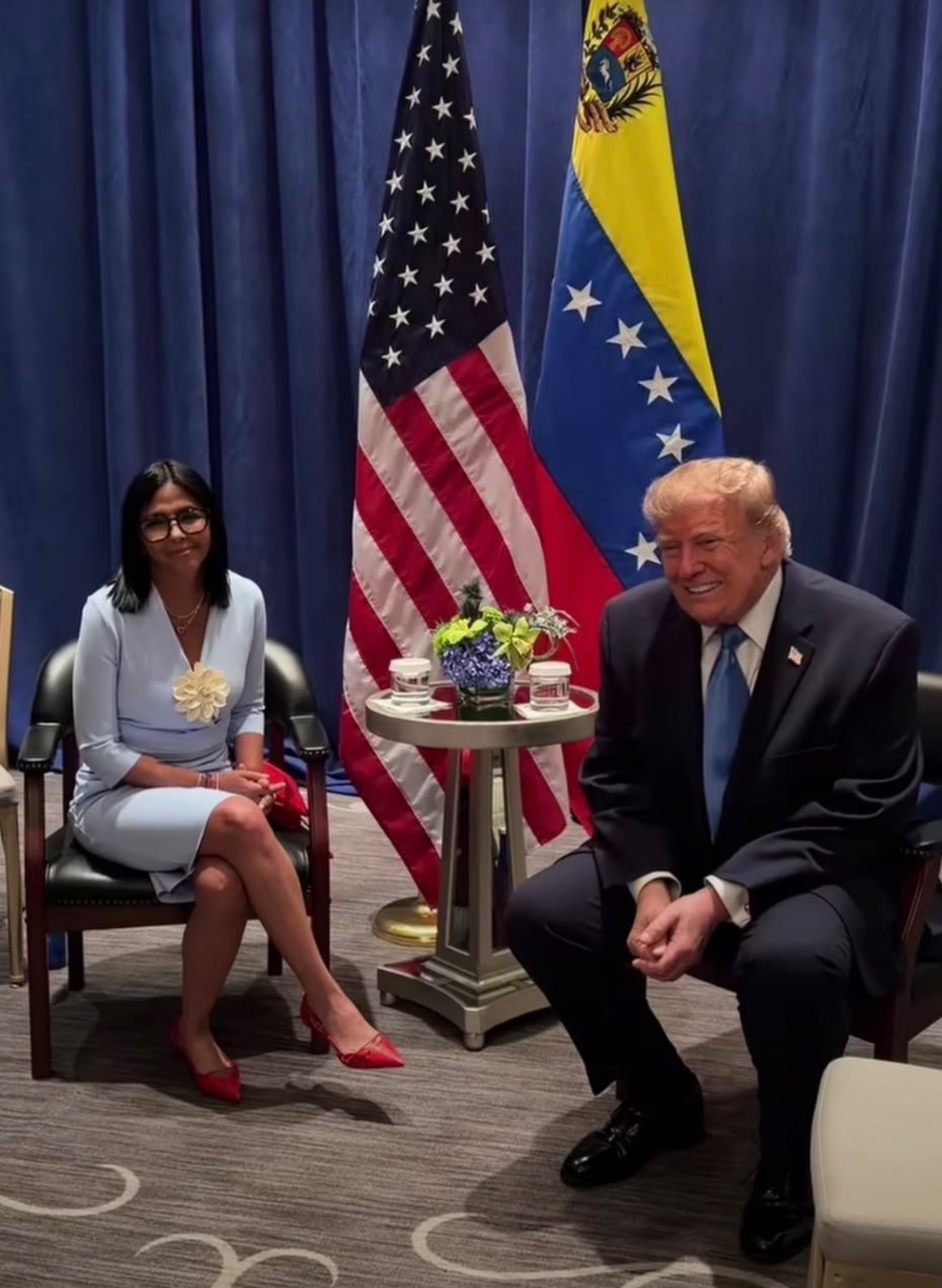 Diario Frontera, Frontera Digital,  Internacionales, ,De acuerdo con la información confirmada por la Casa Blanca, la reunión se llevó a cabo en el Lotte New York Palace Hotel y fue a puerta cerrada para la prensa.,Histórico encuentro de alto nivel | Delcy Rodríguez y Donald Trump 
se reunieron en Nueva York