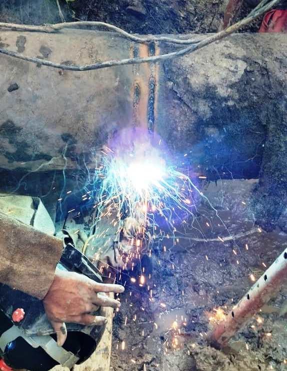 Diario Frontera, Frontera Digital,  Trabajadores de Aguas de Mérida, MUNICIPIO SUCRE DE MÉRIDA, VENAPP 1X10 DEL BUEN GOBIERNO, Regionales, ,Trabajadores de Aguas de Mérida sustituyeron 
tubería de acero en el municipio Sucre