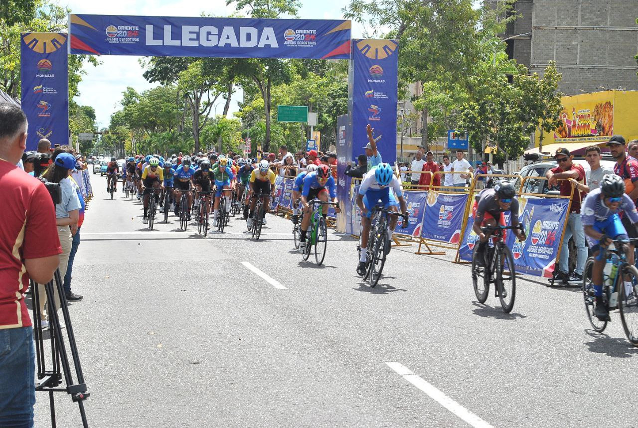  Deportes, 