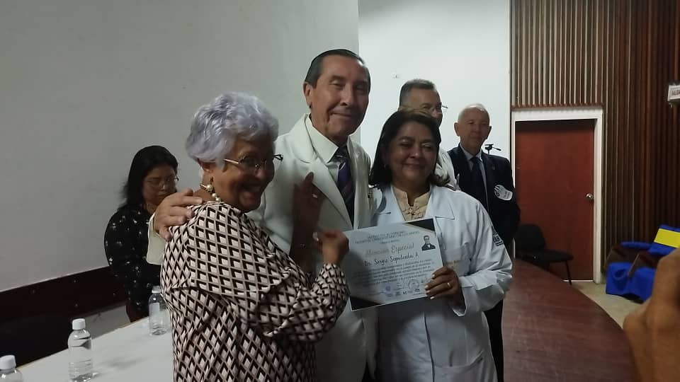  Salud, 