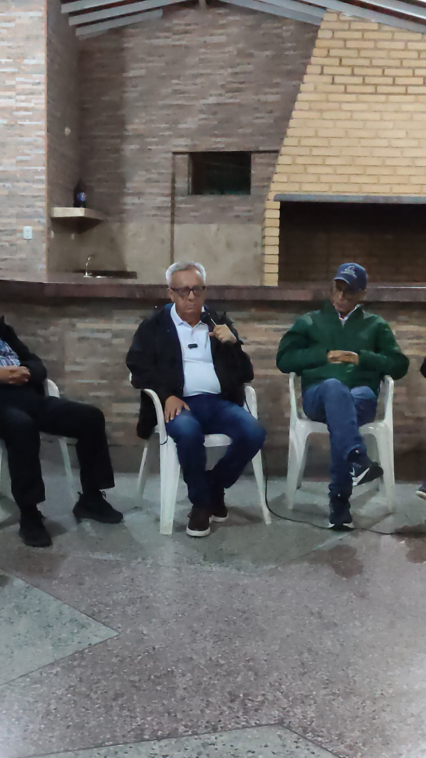  Politica, 