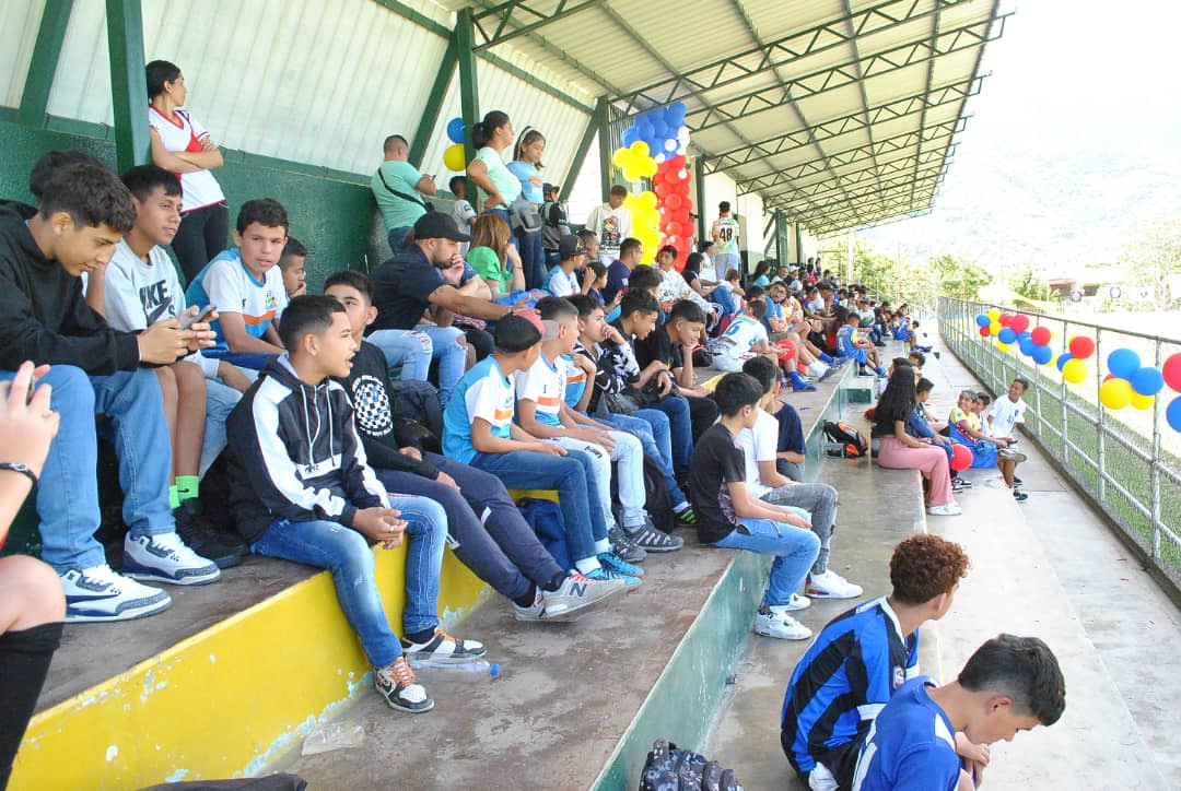  Deportes, 
