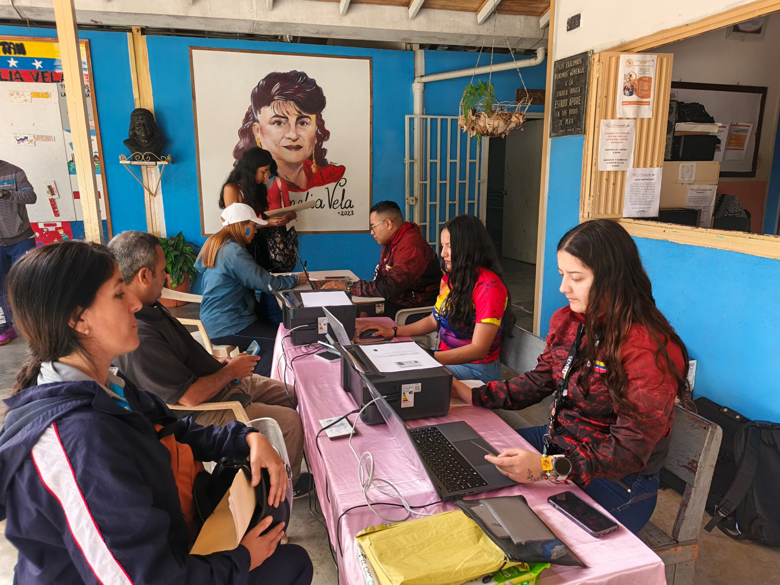 Diario Frontera, Frontera Digital,  Regionales, ,El operativo fue difundido por redes sociales y medios locales, y forma parte de una agenda que busca facilitar el acceso a los servicios del SENIAT en zonas educativas, rurales y urbanas, promoviendo una ciudadanía más consciente y participativa,En Tabay el SENIAT Mérida atendió a 80 contribuyentes 
y conversó con escolares sobre el valor de exigir factura