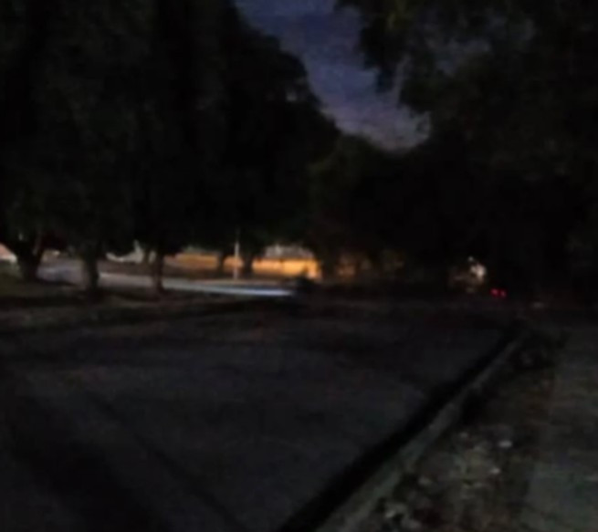 Diario Frontera, Frontera Digital,  El Vigía Panamericana, ,Leyssi Guillén, habitante de Colinas de Buenos Aires, manifestó que da temor caminar, cruzar en carro y moto por la zona, debido a la oscuridad y soledad que muestra,Exigieron alumbrado público en la entrada a Buenos Aires en El Vigía