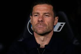 Diario Frontera, Frontera Digital,  Deportes, ,Al final, y tras la división de opiniones en la cúpula del club, ganó la idea de aguantar a Xabi hasta el miércoles, aunque comenzó a sondearse el mercado de técnicos desde esa madrugada,Reunión de madrugada en el Bernabéu para tratar el futuro de Xabi Alonso: 
el Madrid ya sondea el mercado de entrenadores