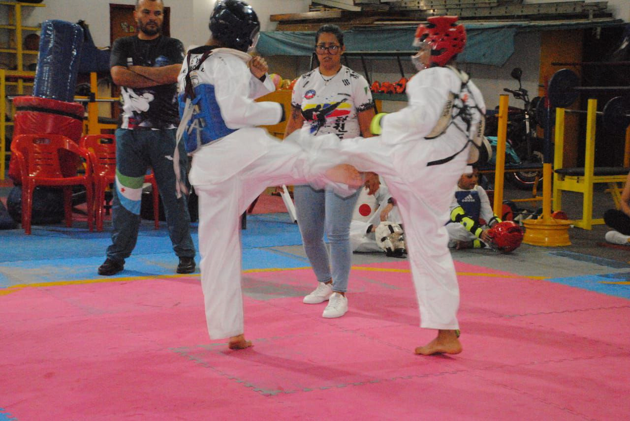  Deportes, 
