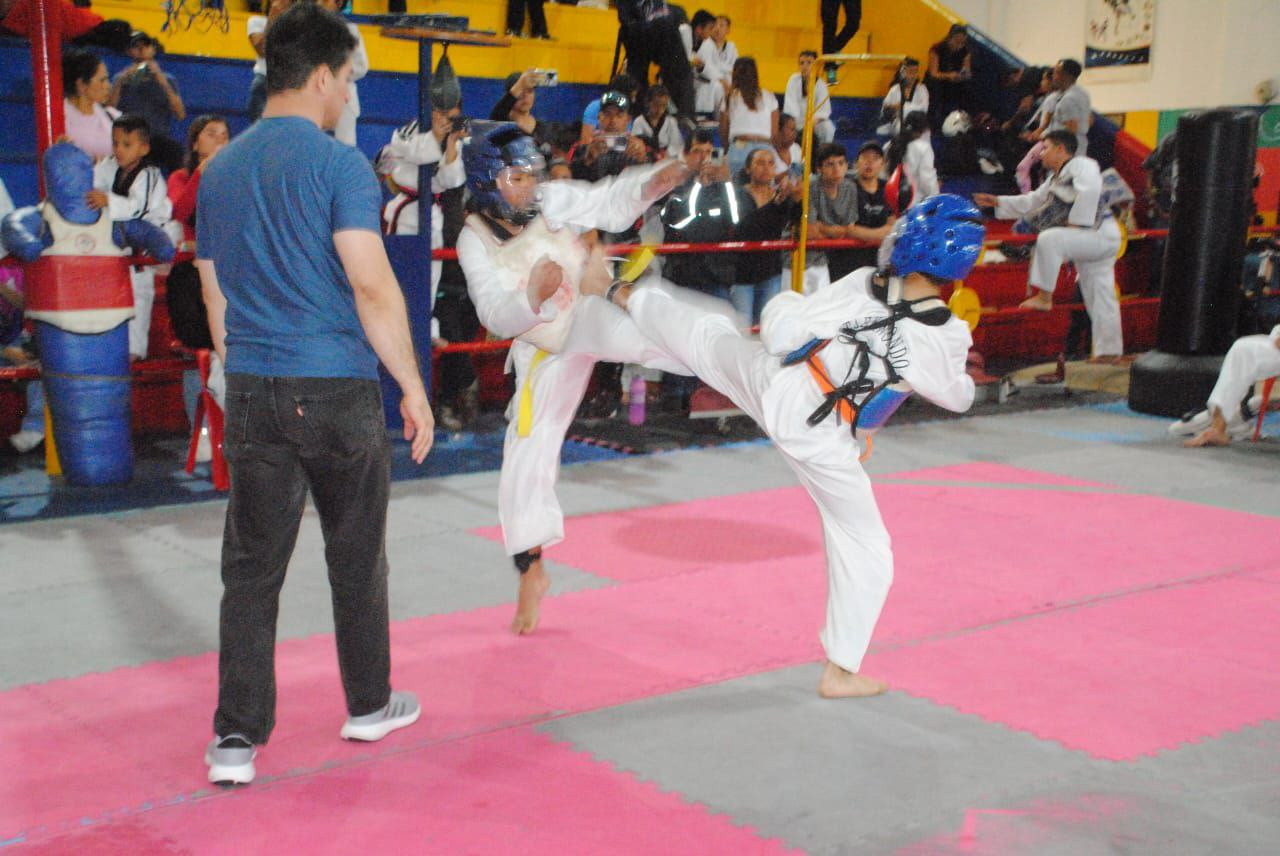  Deportes, 