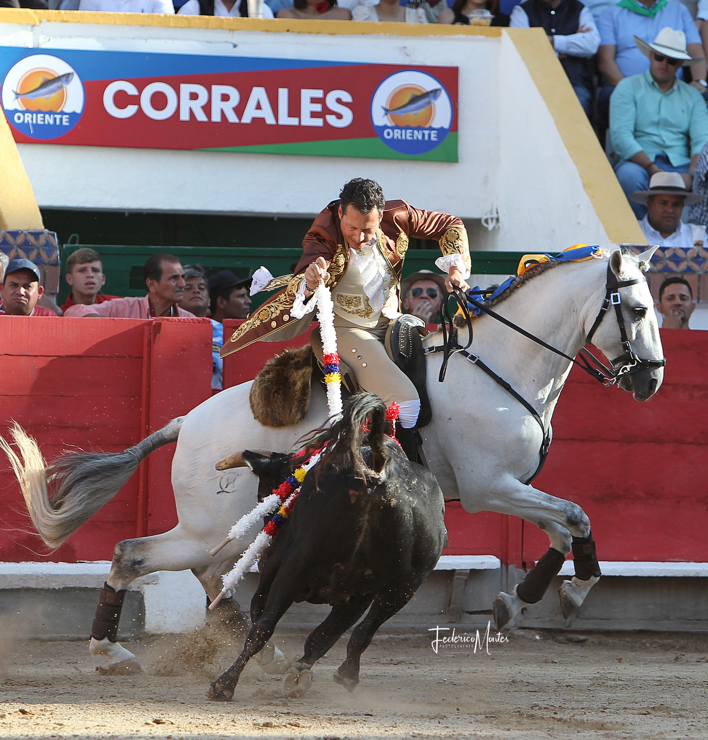 Diario Frontera, Frontera Digital,  Entretenimiento, ,FERIA DE MAYO –SEGUNDA CORRIDA | José Luis y Antonio Suárez por la Puerta Grande en el cierre ferial