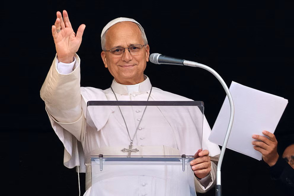 Diario Frontera, Frontera Digital,  Internacionales, ,El papa León saluda a los fieles en el Vaticano (REUTERS/Yara Nardi),Angelus | El papa León XIV agradeció a las personas que rezaron por su recuperación 
y dijo que retomará las actividades “gradualmente”