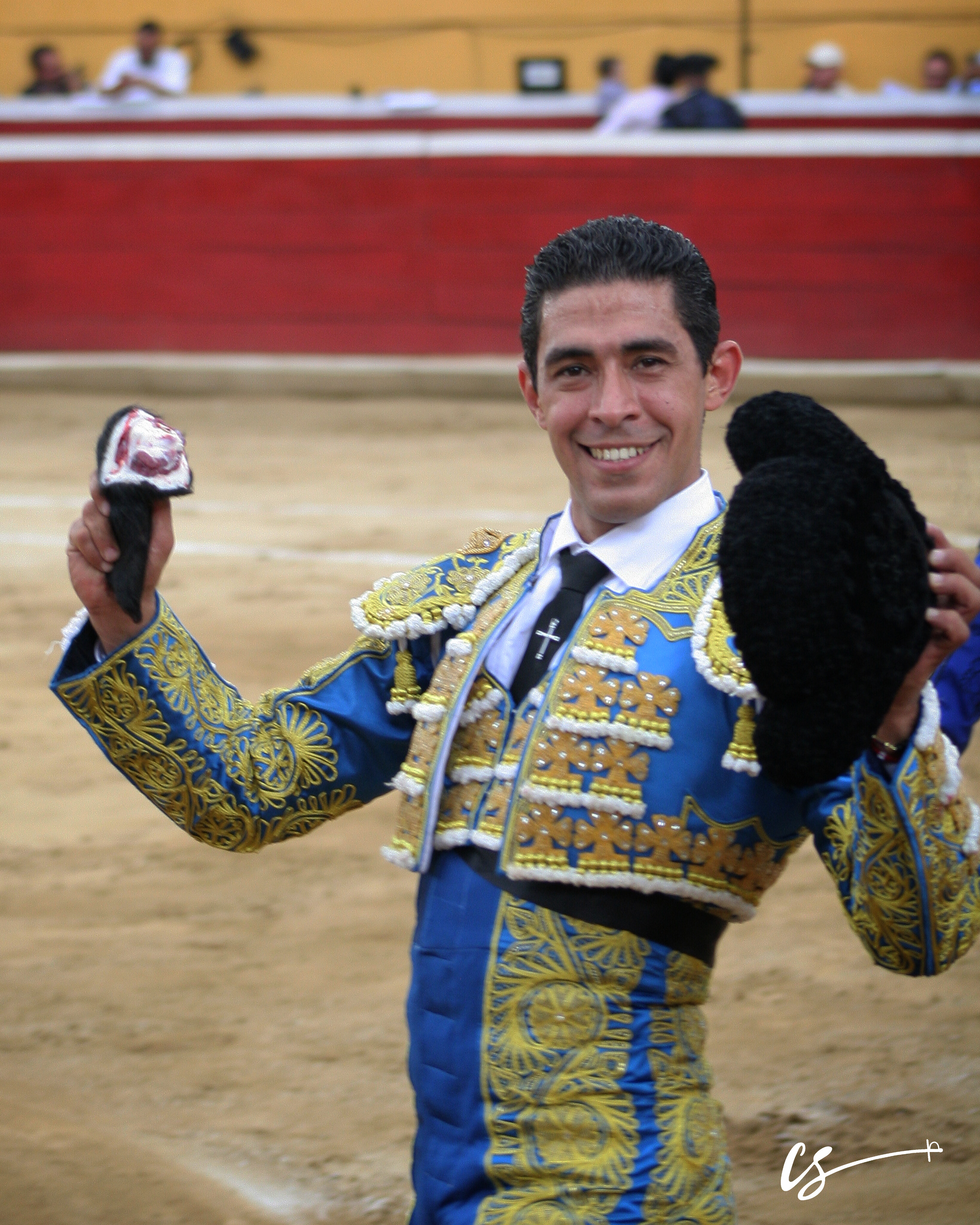 Diario Frontera, Frontera Digital,  Entretenimiento, ,Fortísimo percance este domingo para el matador Manolo Muñoz