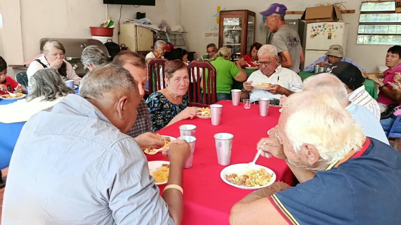 https://test.fronteradigital.com.ve/Fundación Meals4Hope y aliados llevan a cabo exitosa mega jornada social en beneficio de abuelos, niños y familias en Zea