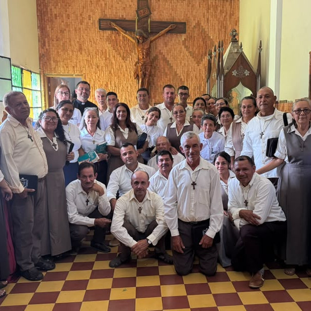 Frontera Digital, Diario Frontera, Misioneros Laicos, Fraternidad, Caridad y perdon  2026 iniciaron peregrinación por los sectores de Tovar