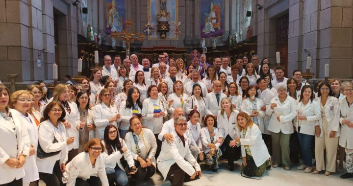 Diario Frontera, Frontera Digital,  Salud, Regionales, ,En el marco del tercer domingo de Cuaresma, los profesionales de la salud del estado Mérida se congregaron en la Catedral Basílica Inmaculada Concepción para celebrar una eucaristía de acción de gracias.,Médicos merideños elevan una oración por la salud y la vida