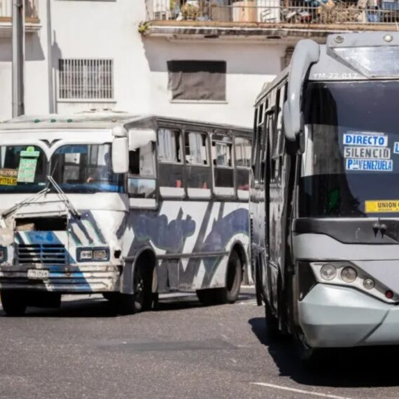 Diario Frontera, Frontera Digital,  Nacionales, ,Usuarios reportaron que líneas de transporte público en Caracas restablecieron el servicio