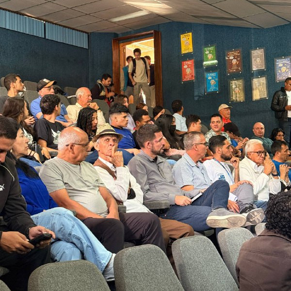 Diario Frontera, Frontera Digital,  Regionales, ,Mérida recuerda a Luis Carvallo Cantor en un emotivo encuentro estudiantil