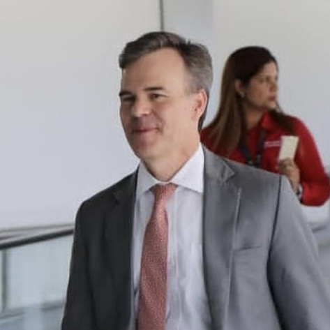 Frontera Digital,  Internacionales,  Llegó el nuevo encargado de negocios de EE UU: "Estoy en Venezuela 
para seguir implementando el plan de tres fases de Trump"