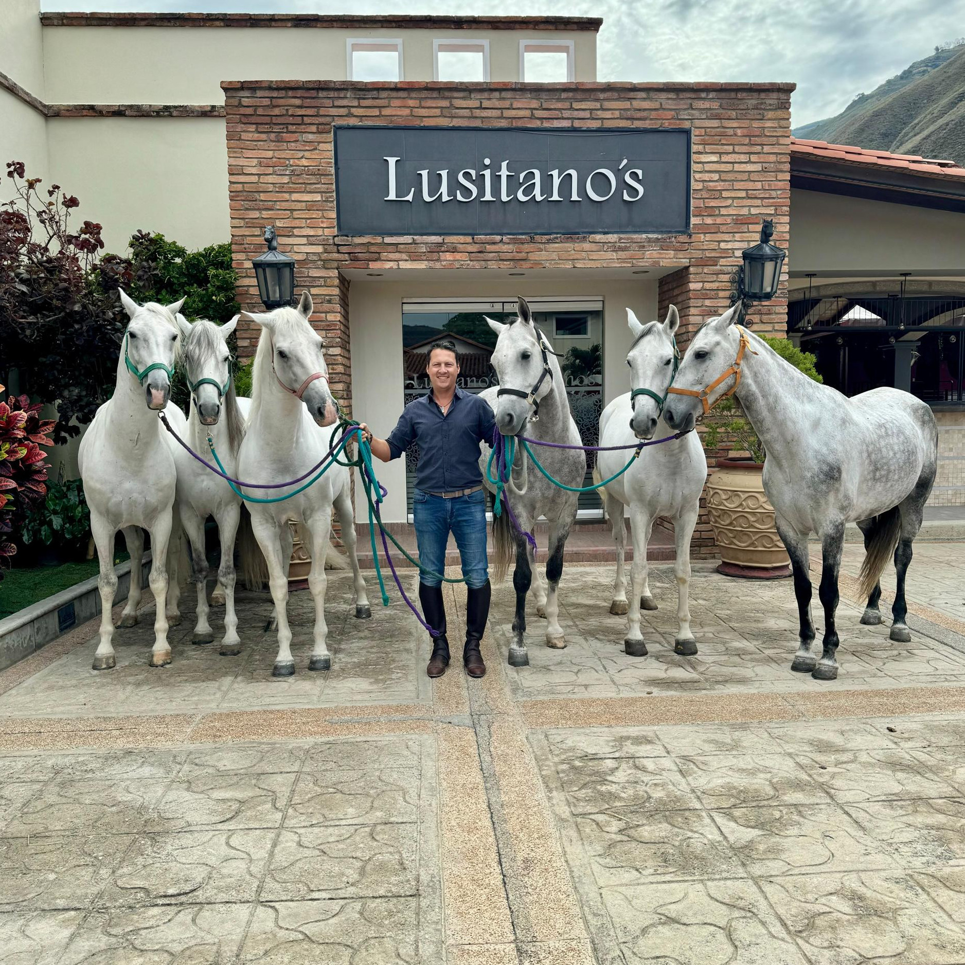 Frontera Digital,  Entretenimiento,  Rejoneador José Luis Rodríguez Agostini se presenta en Ecuador