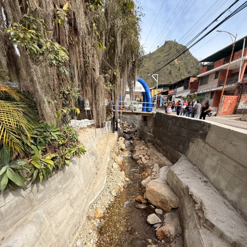 Frontera Digital,  Regionales,  Alcalde Nelson Álvarez entrega rehabilitado el paso vial y la canalización del río Milla