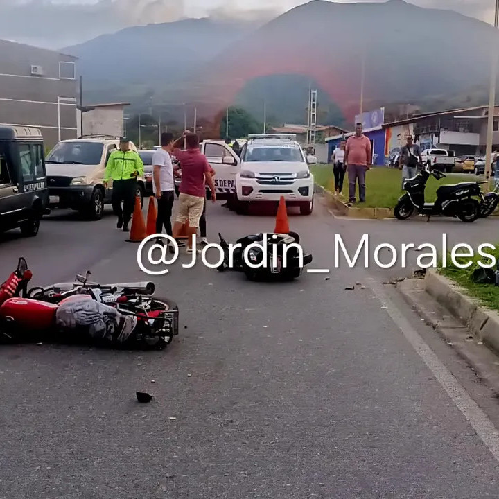 Frontera Digital,  Sucesos,  Dos fallecidos y al menos 11 lesionados tras hechos viales en Mérida
