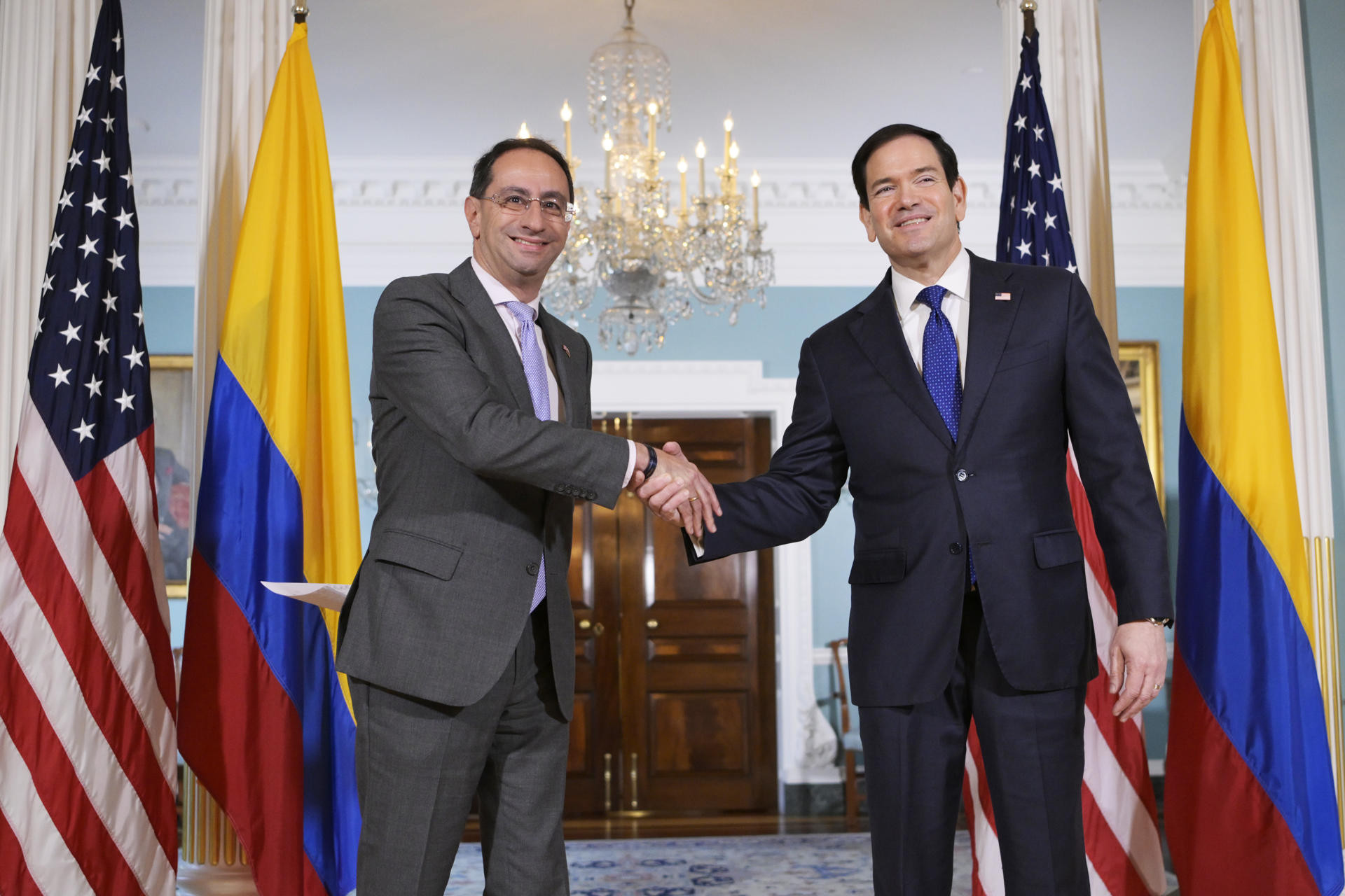 Diario Frontera, Frontera Digital,  Internacionales, ,Fotografía de archivo del secretario de Estado de Estados Unidos, Marco Rubio (d), junto al recién posesionado vicepresidente de Colombia, José Manuel Restrepo | EFE,EE UU destinará 1.000 millones de dólares a Colombia 
para un paquete de seguridad