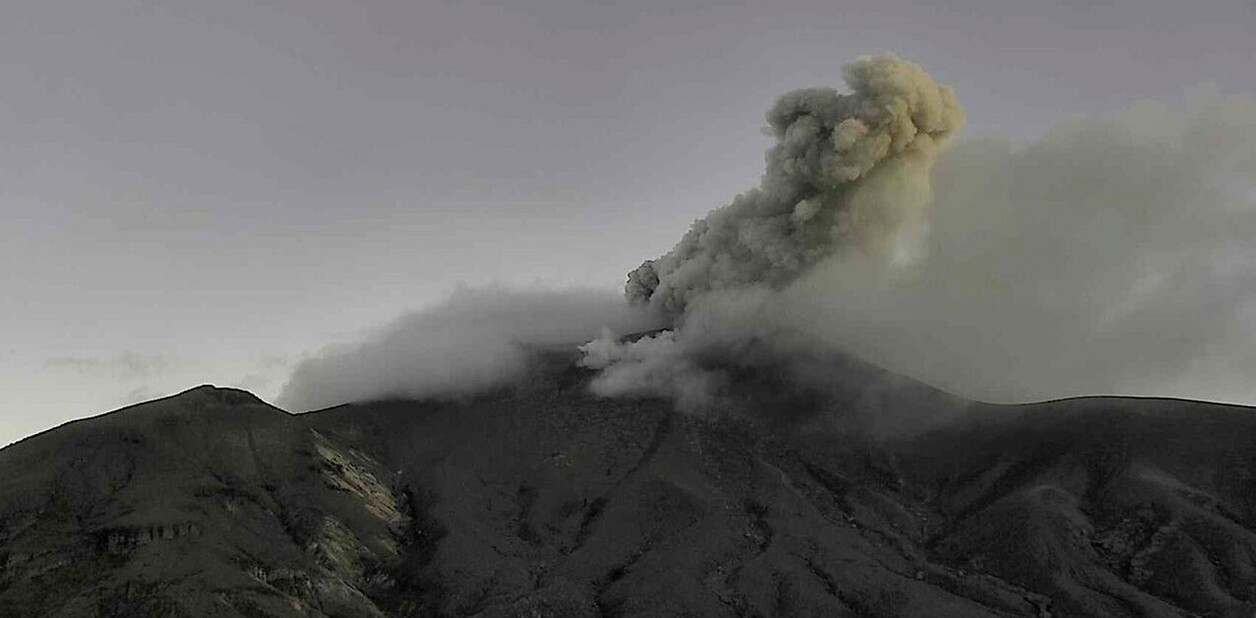 Diario Frontera, Frontera Digital,  Internacionales, ,El volcán Puracé empezó a emitir ceniza. Foto: Servicio Geológico Colombiano (SGC).,Colombia: en pleno desastre por el terremoto, 
el Volcán Puracé comenzó a emitir ceniza y gases