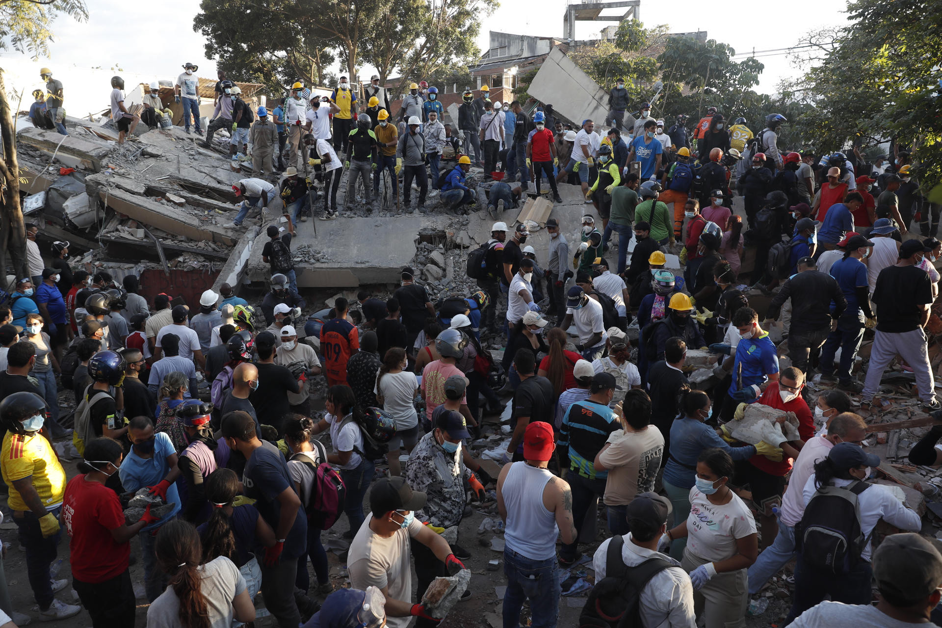 Diario Frontera, Frontera Digital,  Internacionales, ,Pereira, Cali, Quibdó, Manizales y Armenia son las principales ciudades que permanecen en alerta roja por la magnitud de los daños | EFE,Asciende a 265 la cifra de fallecidos y más de 53.000 los afectados por el terremoto en Colombia