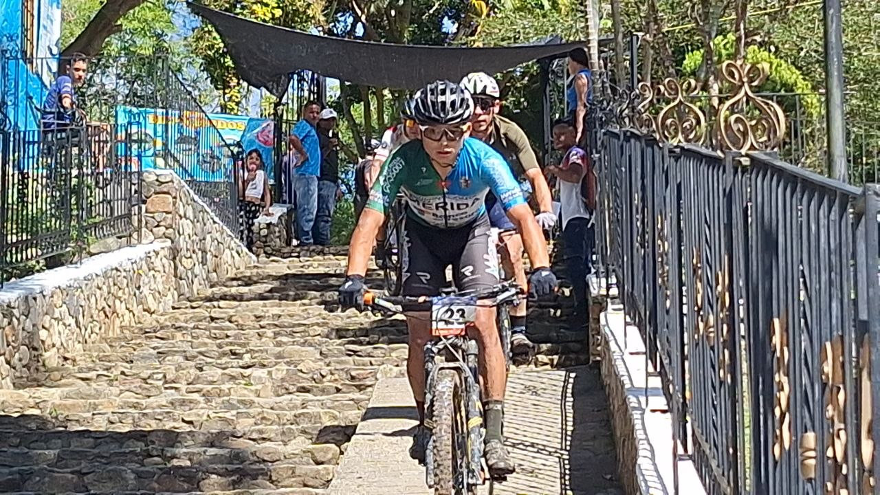 Diario Frontera, Frontera Digital,  Deportes, ,Santiago Moreno coronó un esfuerzo excepcional al subirse al podio como el 3.° lugar de la categoría Sub-23 en la clasificación general.,Gobernación de Mérida-Alcaldía de Libertador se coronó campeón por equipos