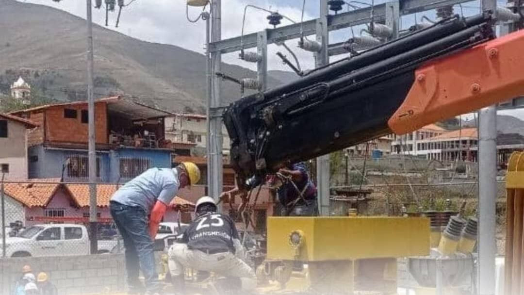 https://test.fronteradigital.com.ve/Gobierno Bolivariano avanza en la instalación de nuevo transformador de potencia 
en la subestación Mucuchies