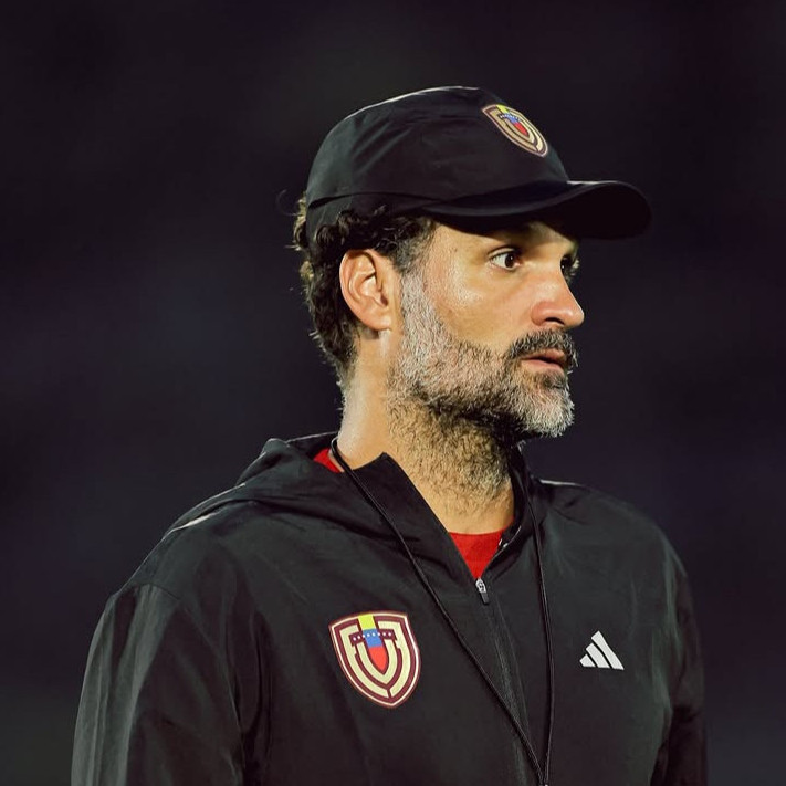 Frontera Digital,  Deportes,  Oswaldo Vizcarrondo: "No retiro a nadie de la selección, eso le concierne al jugador"