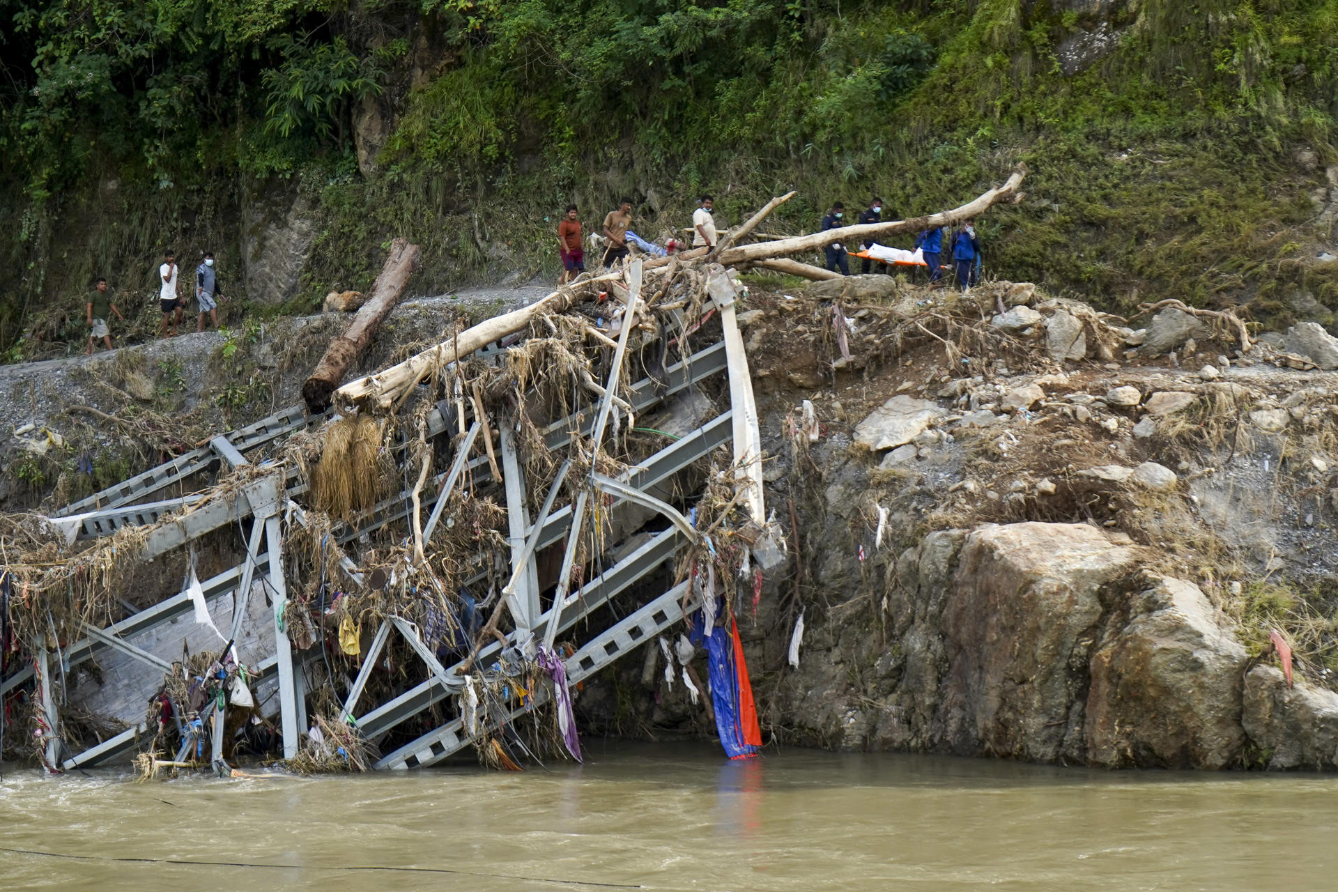 Diario Frontera, Frontera Digital,  Internacionales, ,Nepal y China cifran en 1.000 los muertos por la inundación y buscan a más de 4.000 desaparecidos