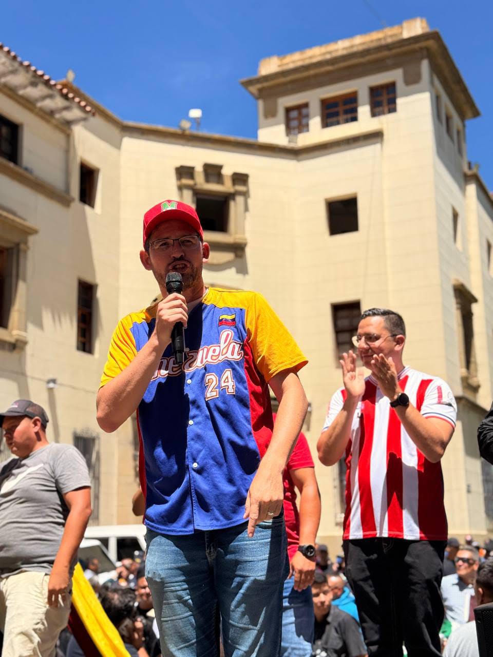 Diario Frontera, Frontera Digital,  Politica, ,Durante la concentración, el alcalde Nelson Álvarez enfatizó la trascendencia del reconocimiento multilateral al Gobierno Bolivariano tras años de resistencia y diplomacia de altura,Pueblo merideño se movilizó en apoyo a la histórica intervención de la presidenta Delcy Rodríguez en la ONU