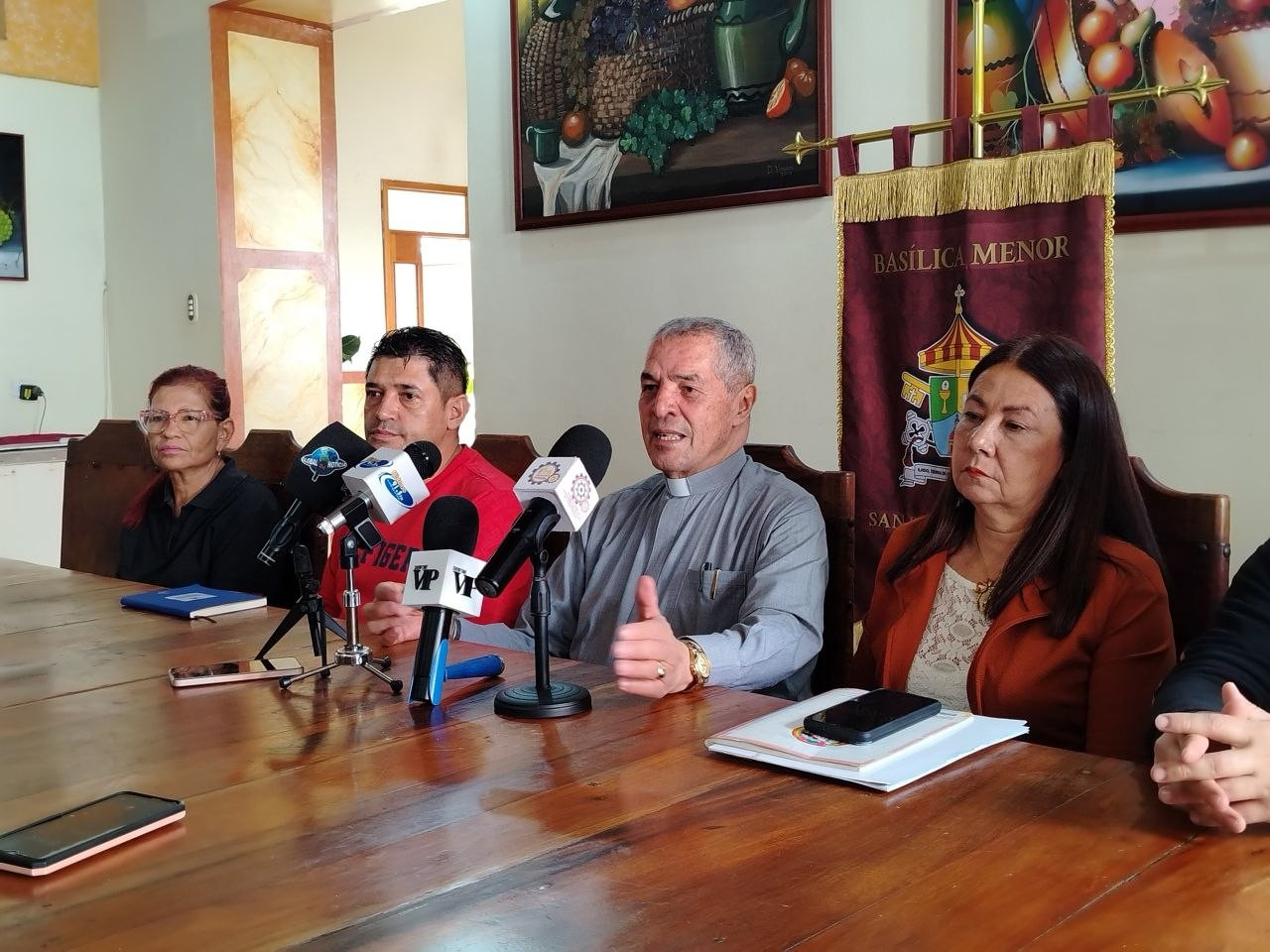 Diario Frontera, Frontera Digital,  Regionales, ,Durante su intervención, el párroco expresó su profundo agradecimiento a la feligresía por su esfuerzo constante, así como a las autoridades locales por el trabajo conjunto efectivo para hacer realidad la meta de adecuar el espacio sagrado a las exigencias litúrgicas del Vaticano,Avanzan trabajos de restauración del Santuario San Buenaventura de Ejido