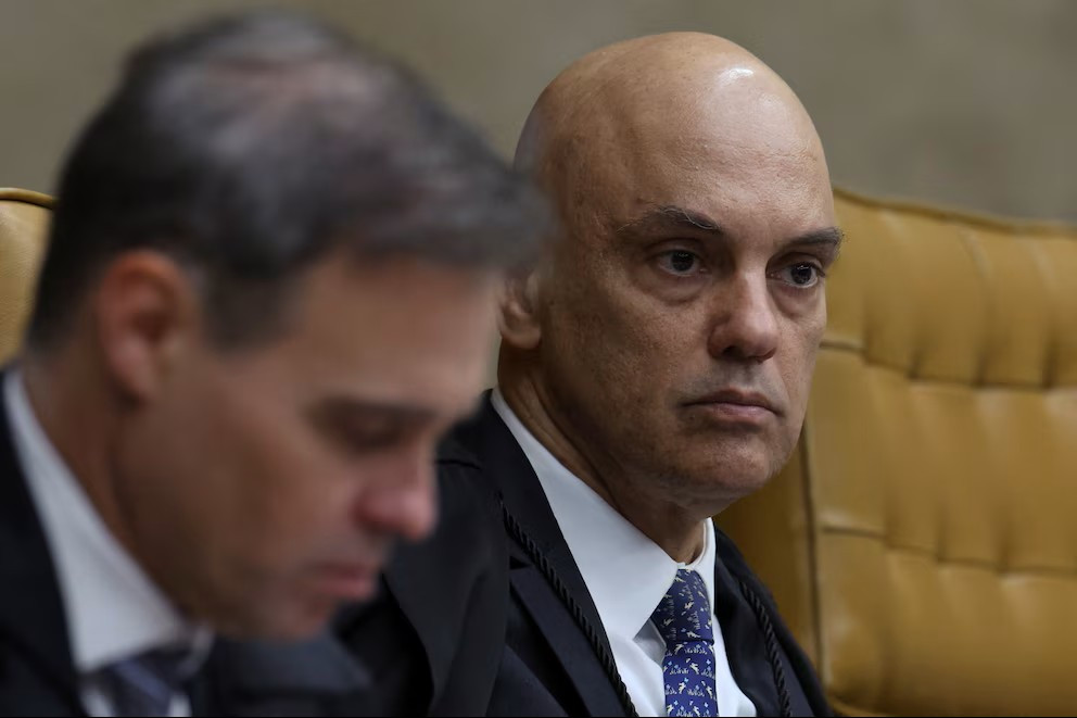 Diario Frontera, Frontera Digital,  Internacionales, ,Alexandre de Moraes pidió al Supremo Tribunal Federal de Brasil que investigue a André Mendonça por presunto abuso de autoridad, improbidad administrativa y delito de responsabilidad en la causa del Banco Master. (REUTERS/Adriano Machado),Crisis en la Corte Suprema de Brasil: Alexandre de Moraes denunció 
por abuso de autoridad al magistrado que investiga el caso Banco Master