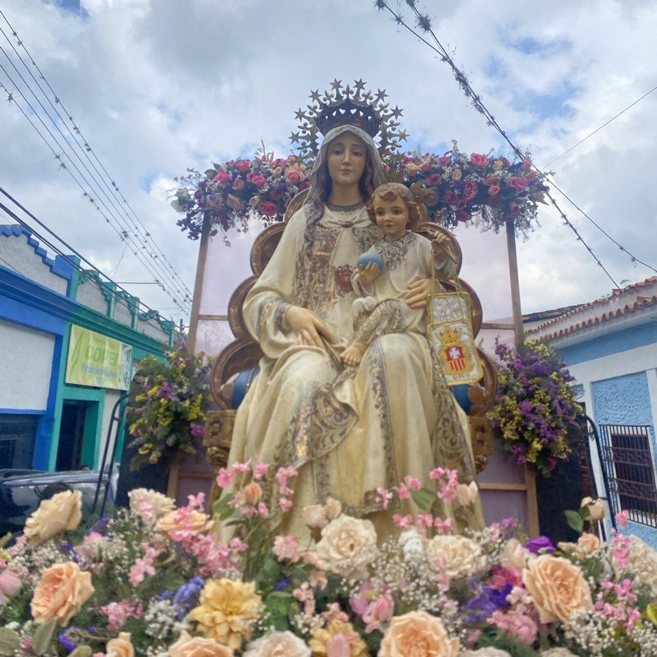 Frontera Digital,  Mocoties,  Fervor y devoción desbordaron las calles de Zea en la tradicional caravana en honor a la Virgen de las Mercedes