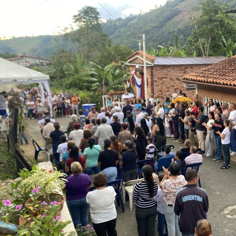 Frontera Digital,  Regionales,  Fe, tradición y unión familiar: Comunidad de San Miguel 
celebró el día de su santo patrono en el municipio Zea